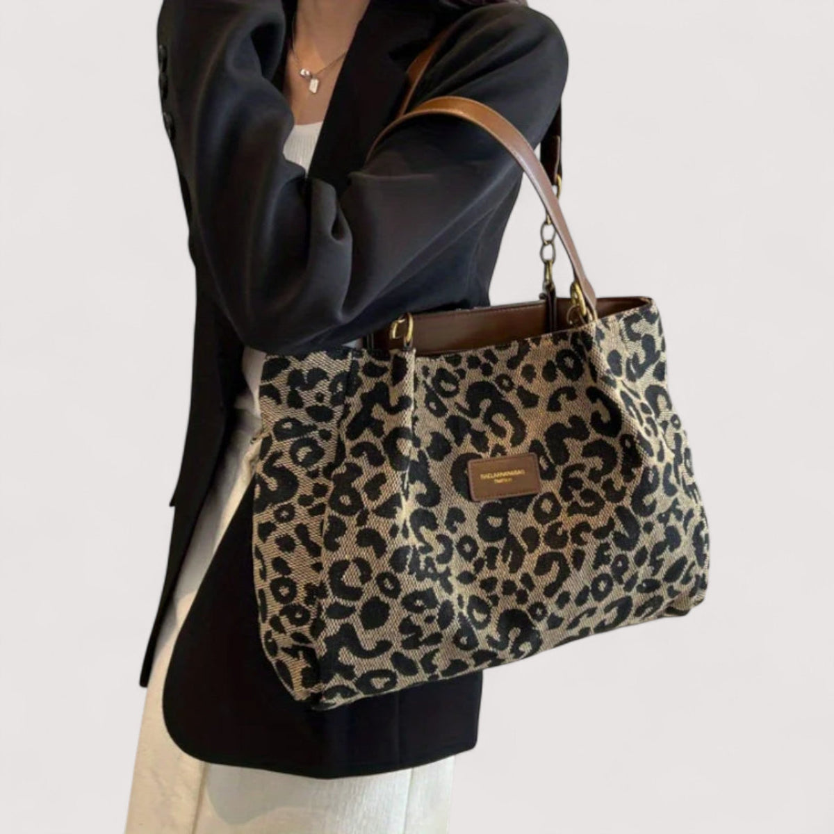 Bolso Pilar - Diseño Minimalista