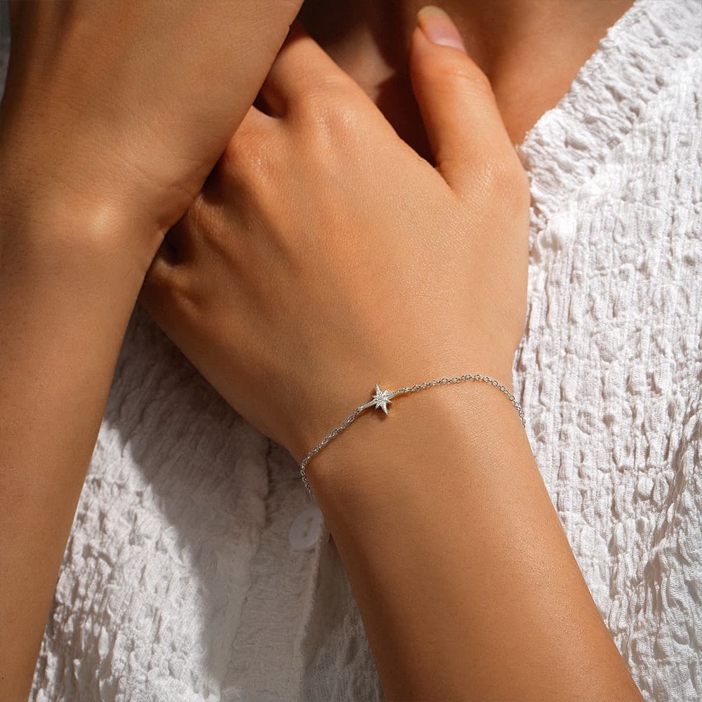 COLLAR | Regina