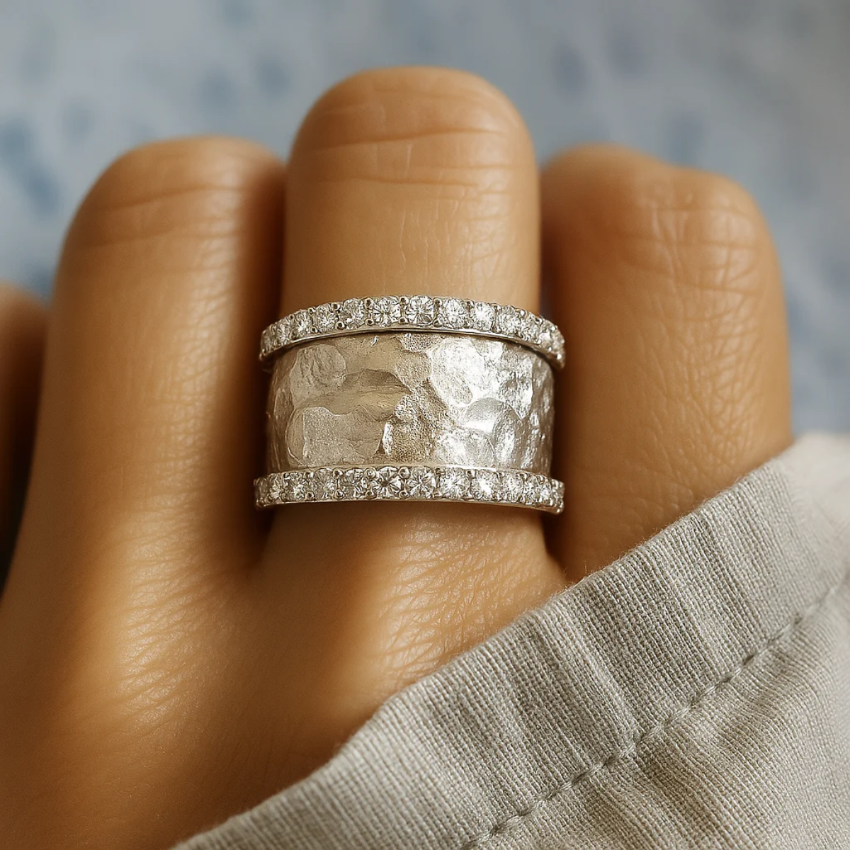 ANILLO | Julia